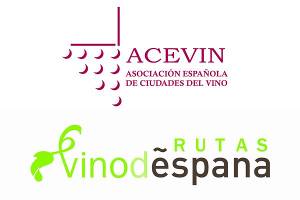 Viñedos y puesta de sol